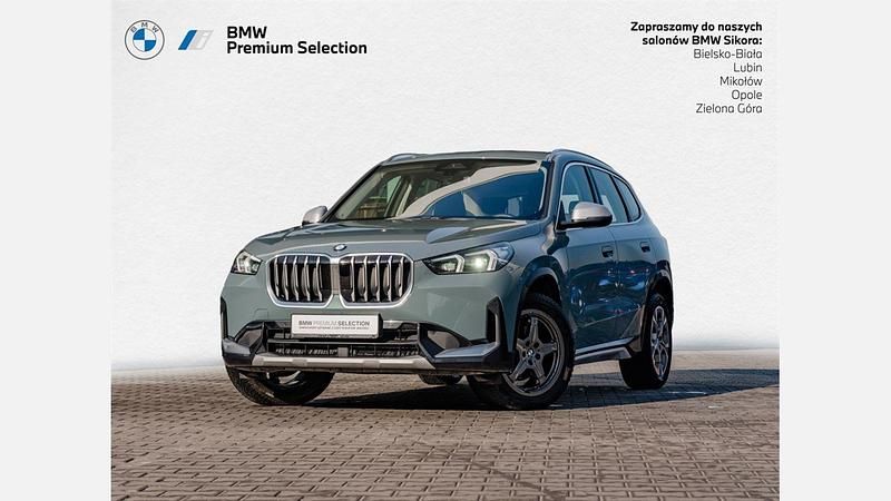 Zielony cape york metalizowany Używany 2023 BMW X1 Comfort Edition SUV | 154 900 zł - Obraz 1/3
