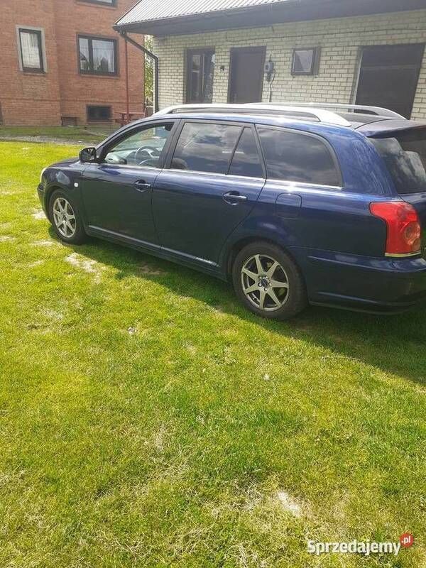 Niebieski Używany 2005 Toyota Avensis Sedan/Limuzyna | 12 000 zł (Uczciwa cena) - Obraz 1/3