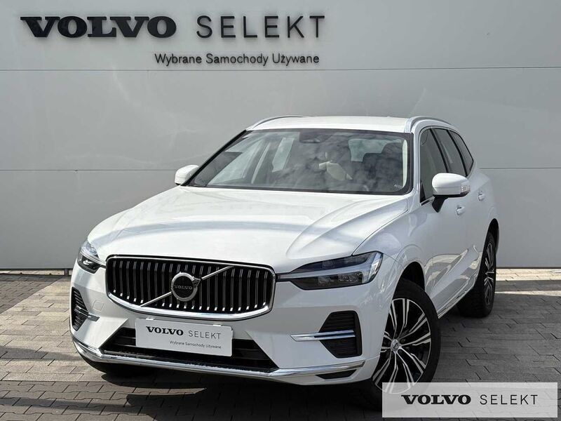 Biały Używany 2022 Volvo XC60 SUV | 179 900 zł (Uczciwa cena) - Obraz 1/3