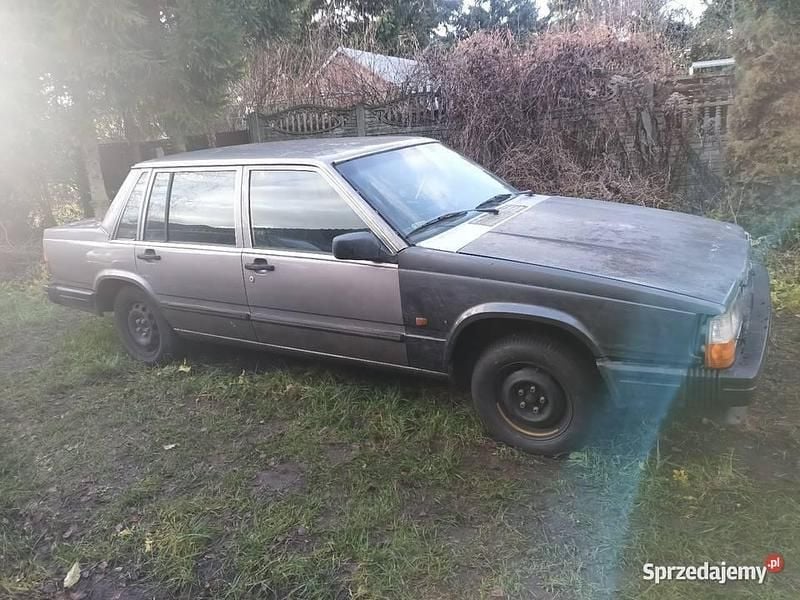 Używany 1987 Volvo 740 Sedan/Limuzyna | 6555 zł - Obraz 1/4