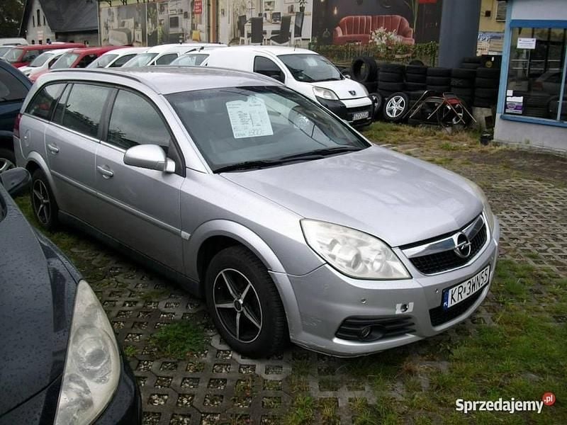 Srebrny Używany 2007 Opel Vectra Kombi | 3900 zł (Dobra cena) - Obraz 1/4