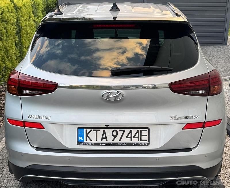 Srebrny Używany 2020 Hyundai Tucson SUV | 85 000 zł (Uczciwa cena) - Obraz 1/4