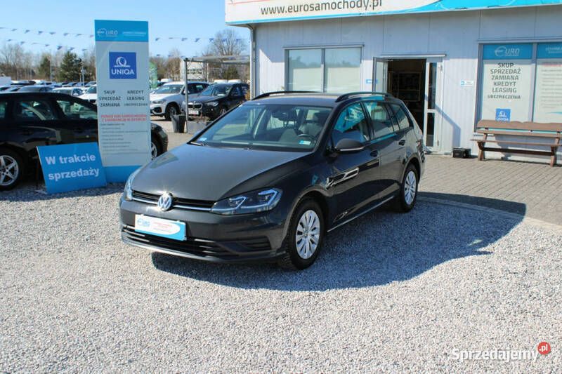 Szary Używany 2020 VW Golf VII Trendline Kombi | 50 900 zł (Uczciwa cena) - Obraz 1/4
