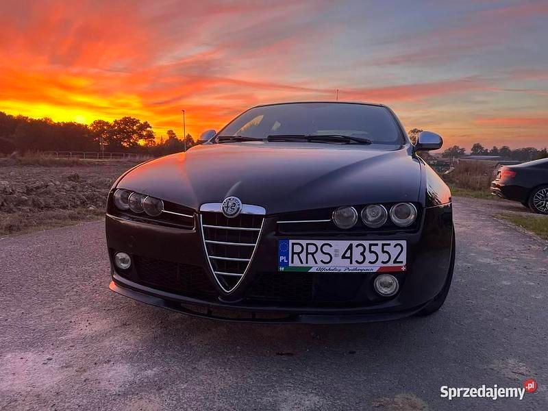 Używany Alfa Romeo 159 Ti 2008 Czarny Kombi