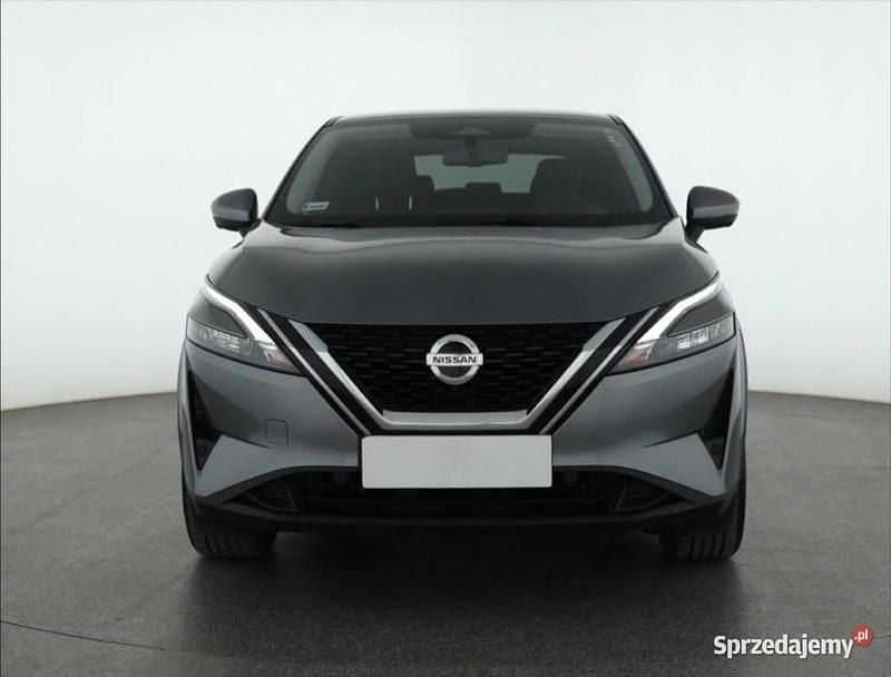 Szary Używany 2022 Nissan Qashqai SUV | 85 999 zł (Uczciwa cena) - Obraz 1/4