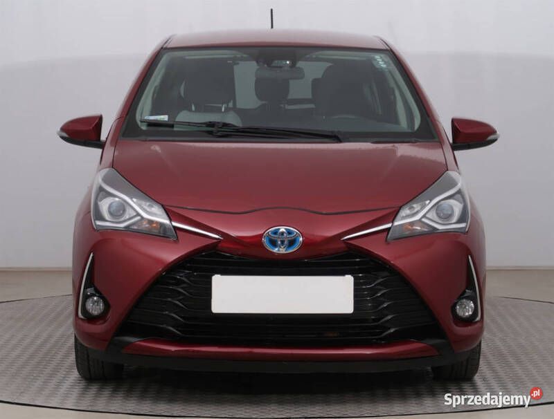 Bordowy Używany 2017 Toyota Yaris Hybrid Hatchback | 63 999 zł (Dość drogi) - Obraz 1/4
