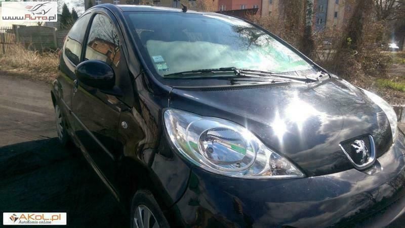 Używany Peugeot 107 68 KM (50 kW) 2006 Czarny (metalik) Hatchback