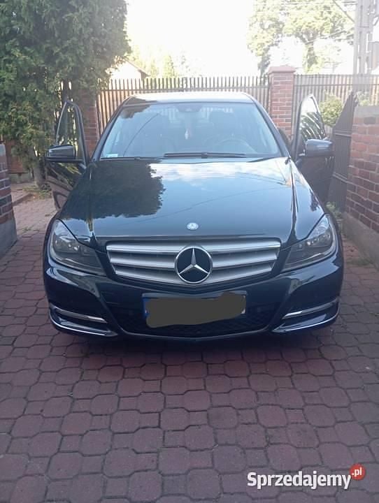 Używany 2015 Mercedes C180 | 43 000 zł - Obraz 1/4
