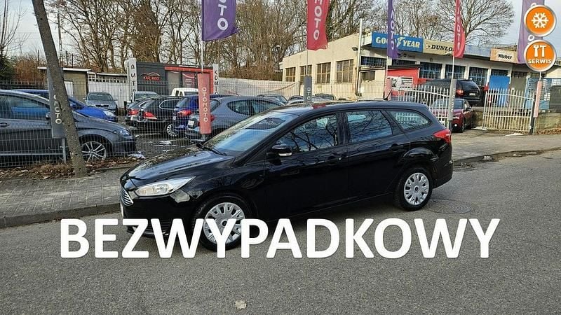 Używany Ford Focus 101 KM (74 kW) 2016 Czarny Kombi