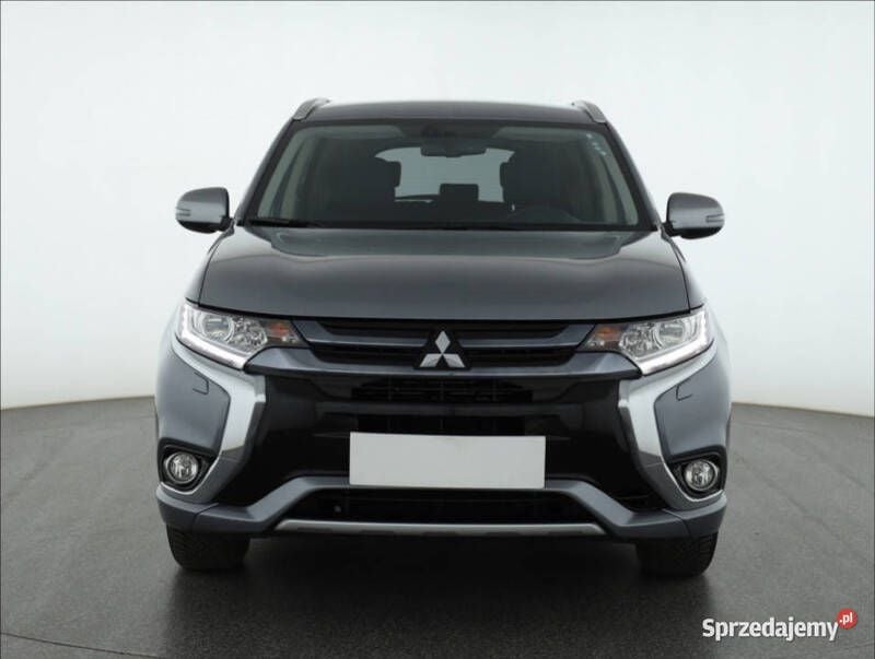 Srebrny Używany 2015 Mitsubishi Outlander P-HEV SUV | 68 999 zł - Obraz 1/4