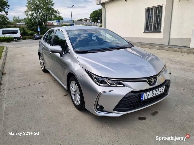 Srebrny Używany 2024 Toyota Corolla Sedan/Limuzyna | 79 900 zł (Uczciwa cena) - Obraz 1/4