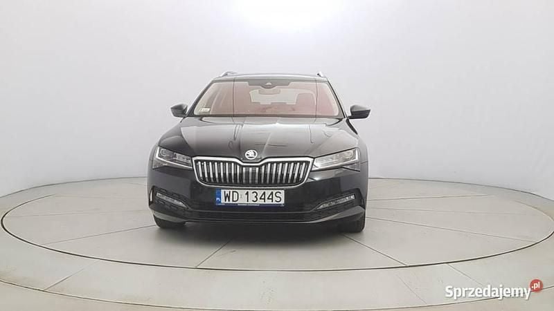 Czarny (metalik) Używany 2021 Skoda Superb Ambition Kombi | 109 850 zł (Drogi) - Obraz 1/2