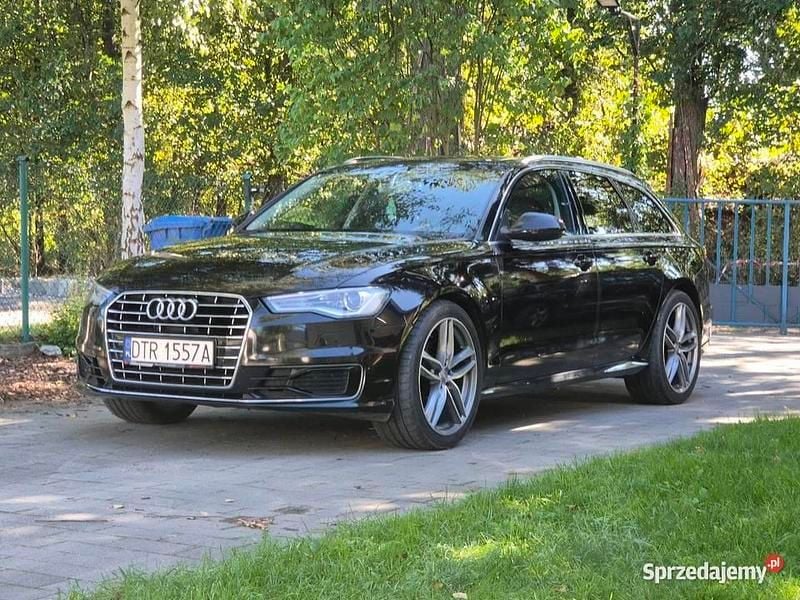 Czarny Używany 2015 Audi A6 Kombi | 62 500 zł (Uczciwa cena) - Obraz 1/4