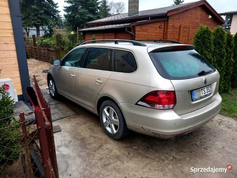 Szary Używany 2012 VW Golf VI Style Sedan/Limuzyna | 23 900 zł (Super Cena) - Obraz 1/4