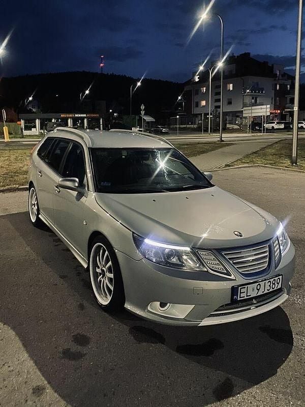 Srebrny Używany 2010 Saab 9-3 Kombi | 22 000 zł (Drogi) - Obraz 1/4