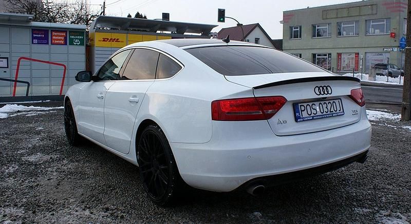Używany Audi A5 Sportback 233 KM (171 kW) 2011 Biały (metalik) Hatchback