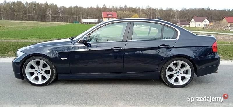 Używany BMW 325 2005 Granatowy Sedan/Limuzyna