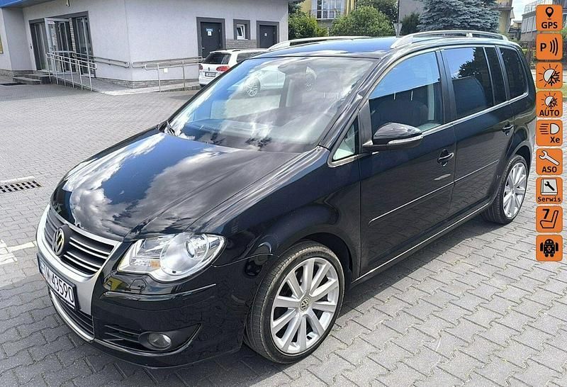 Czarny (metalik) Używany 2010 VW Touran Minivan | 19 800 zł - Obraz 1/4