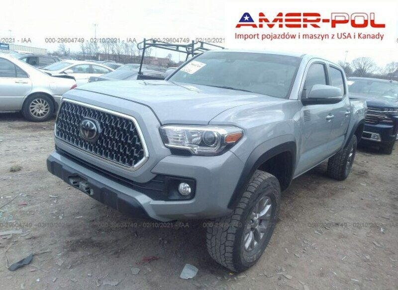 Szary Używany 2018 Toyota Tacoma Pickup | 108 000 zł - Obraz 1/4