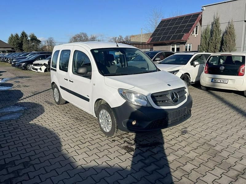 Biały Używany 2017 Mercedes Citan 109 Kombi | 19 900 zł - Obraz 1/4