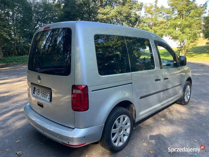 Używany VW Caddy 102 KM (75 kW) 2012 Minivan