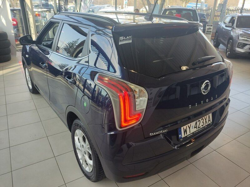 Używany Ssangyong (KGM) Tivoli 163 KM (119 kW) 2022 Niebieski ciemny (metalik) SUV