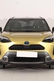 Używany Toyota Yaris Cross 116 KM (85 kW) 2021 Złoty SUV