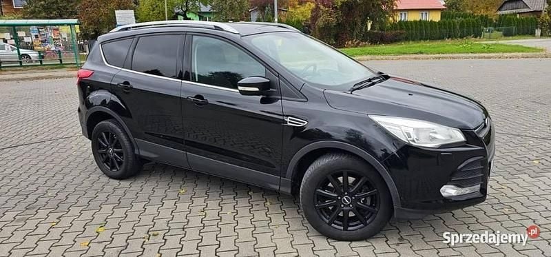 Czarny Używany 2014 Ford Kuga SUV | 41 900 zł (Uczciwa cena) - Obraz 1/4