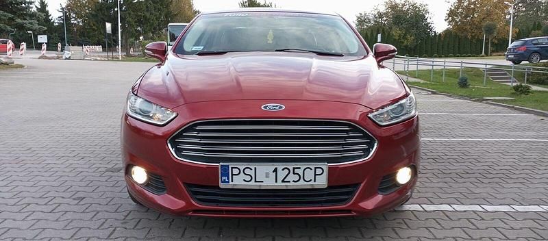 Czerwony Używany 2014 Ford Fusion SE Sedan/Limuzyna | 30 000 zł (Uczciwa cena) - Obraz 1/4