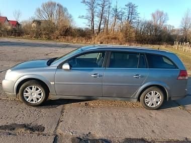 Szary Używany 2004 Opel Vectra Kombi | 6000 zł (Uczciwa cena) - Obraz 1/4