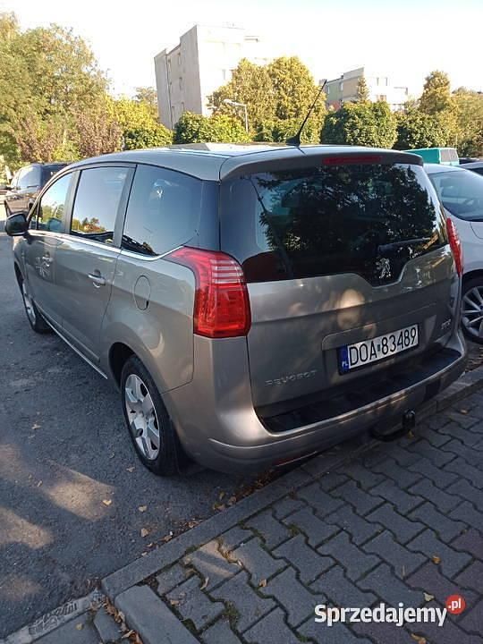 Srebrny Używany 2010 Peugeot 5008 Minivan | 16 000 zł (Uczciwa cena) - Obraz 1/1