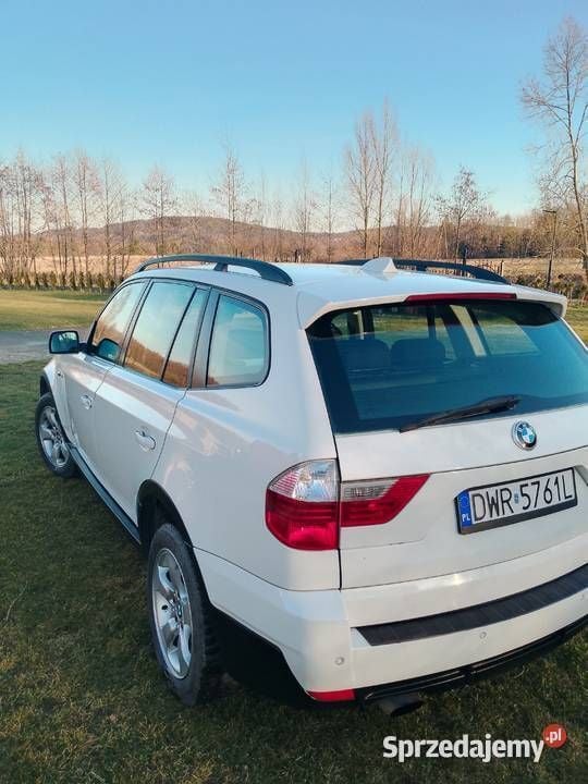 Biały Używany 2007 BMW X3 SUV | 27 000 zł - Obraz 1/4