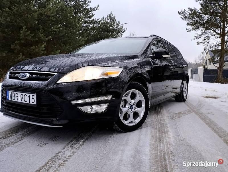 Używany Ford Mondeo 2012 Czarny Sedan/Limuzyna