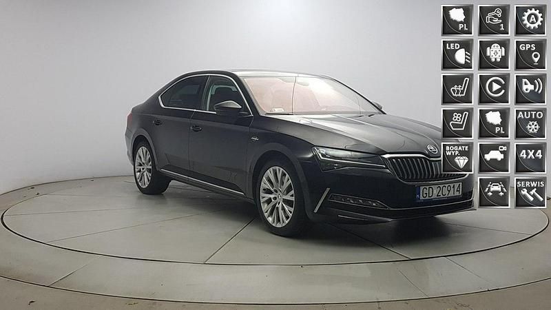 Czarny Używany 2022 Skoda Superb LAURIN & KLEMENT Hatchback | 129 800 zł (Drogi) - Obraz 1/4