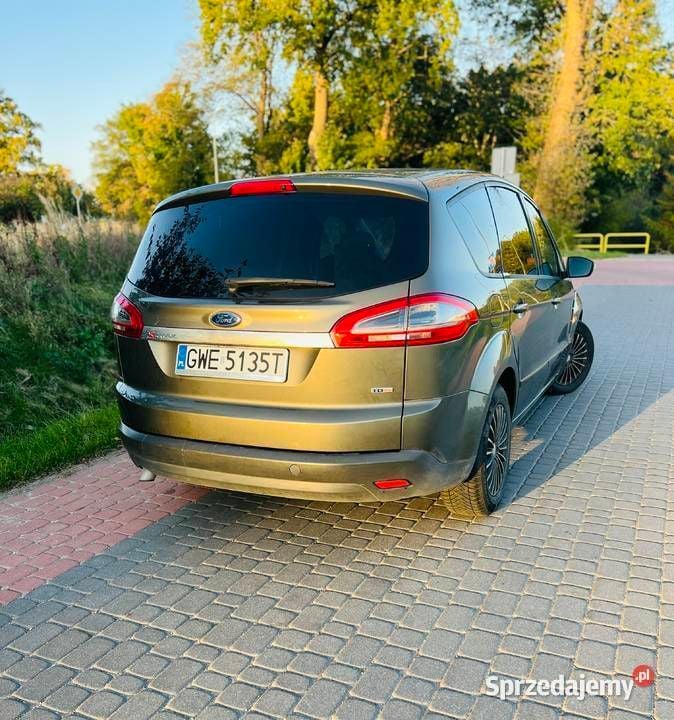 Używany Ford S-MAX S 2010 Minivan