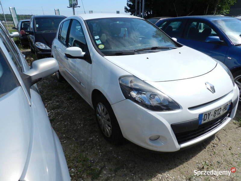Biały Używany 2011 Renault Clio II Hatchback | 11 900 zł (Drogi) - Obraz 1/4