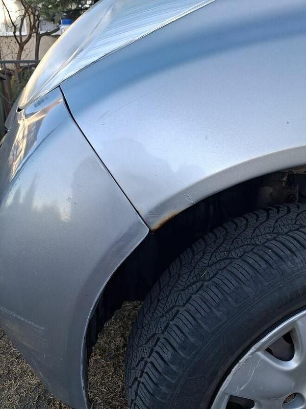 Używany Nissan Micra 2003 Srebrny Hatchback