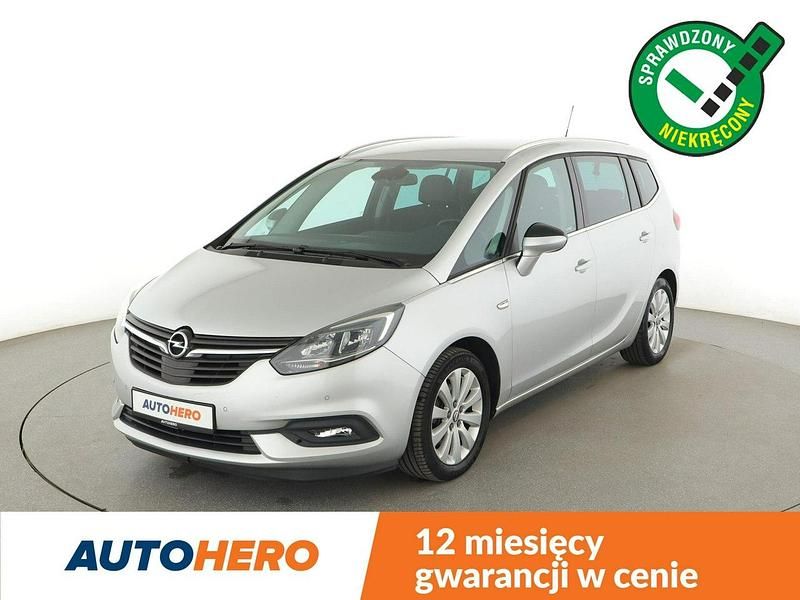 Szary Używany 2018 Opel Zafira Minivan | 43 900 zł (Dość drogi) - Obraz 1/3