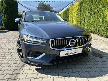 Szary Używany 2021 Volvo S60 Sedan/Limuzyna | 159 800 zł (Drogi) - Obraz 1/4