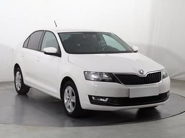 Biały Używany 2018 Skoda Rapid Hatchback | 44 999 zł (Dość drogi) - Obraz 1/4