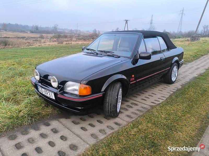 Używany Ford Escort Cabriolet 1989 Czarny Kabriolet