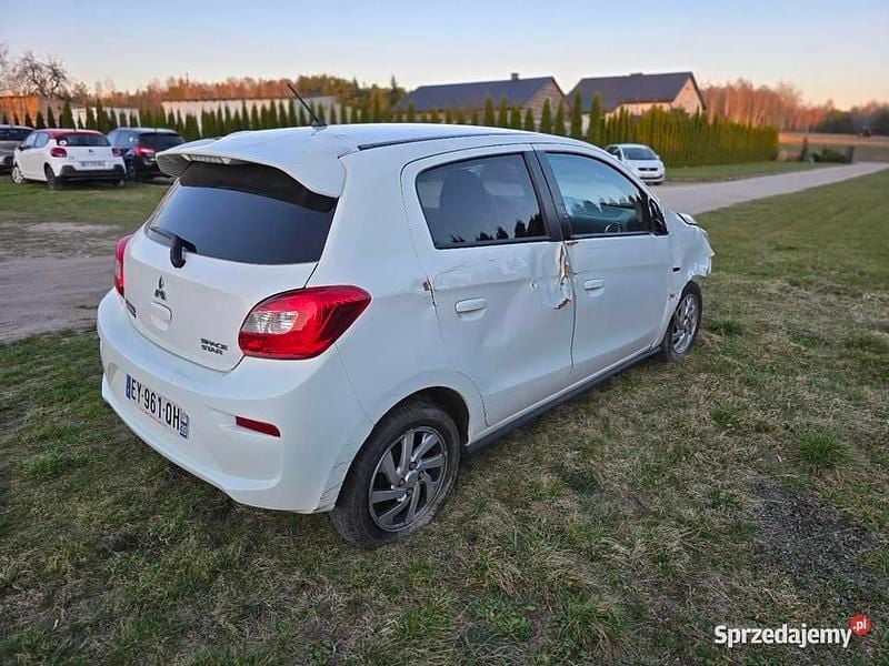 Używany Mitsubishi Space Star 80 KM (58 kW) 2018 Biały Hatchback