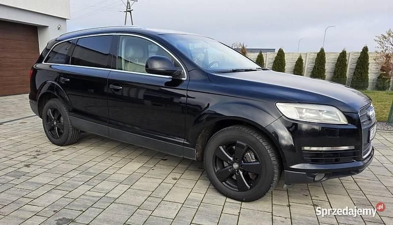 Czarny Używany 2008 Audi Q7 SUV | 29 900 zł (Super Cena) - Obraz 1/4