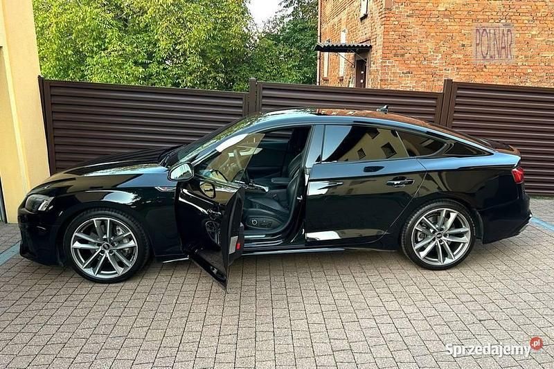 Czarny Używany 2023 Audi A5 Ambiente Coupe | 225 633 zł - Obraz 1/4