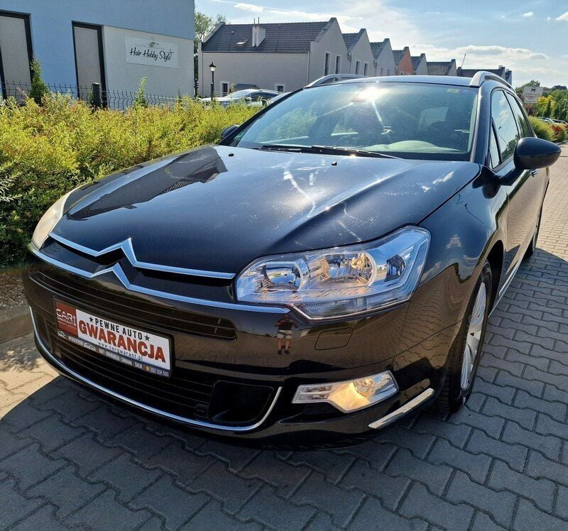 Używany Citroën C5 140 KM (102 kW) 2010 Czarny Sedan/Limuzyna