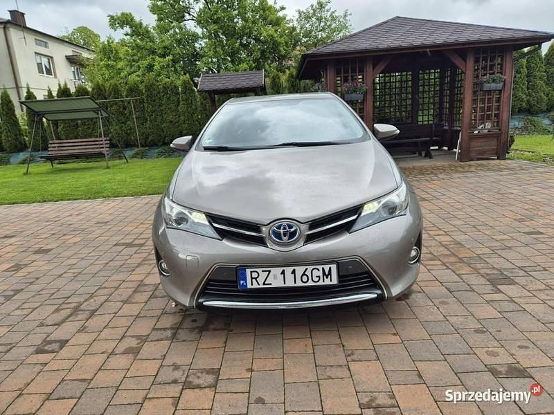 Grafitowy Używany 2014 Toyota Auris Hybrid Hatchback | 44 900 zł (Uczciwa cena) - Obraz 1/4