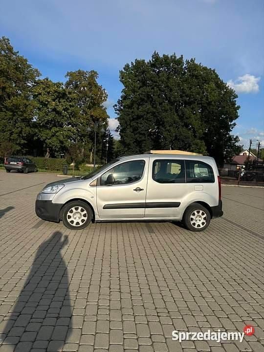 Używany 2010 Peugeot Partner Minivan | 9900 zł (Dobra cena) - Obraz 1/4