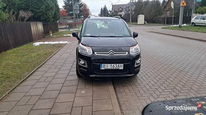 Czarny Używany 2016 Citroën C3 Picasso Minivan | 25 900 zł (Uczciwa cena) - Obraz 1/4