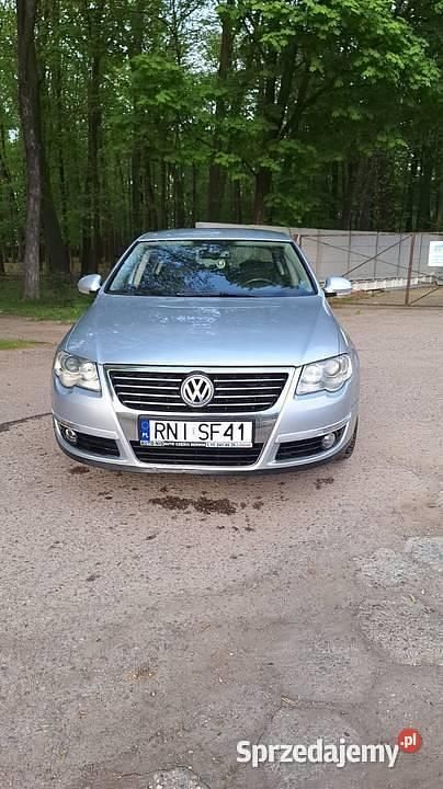 Srebrny Używany 2007 VW Passat Sedan/Limuzyna | 10 000 zł - Obraz 1/4