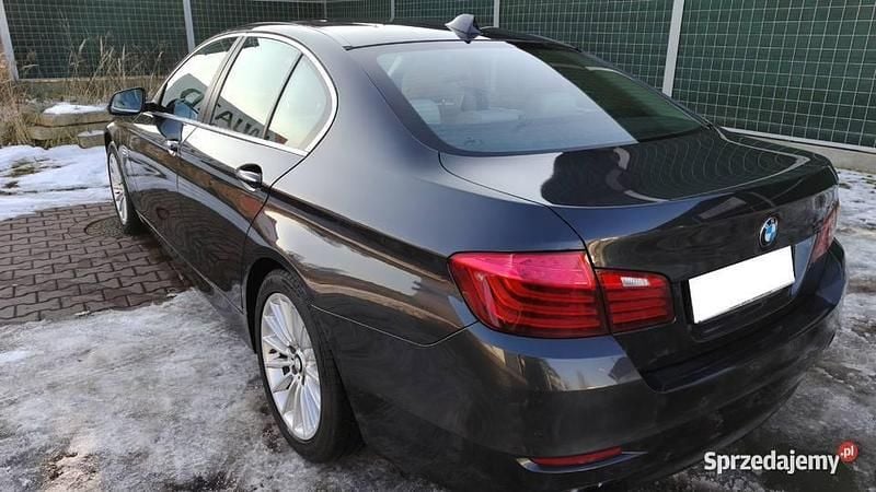 Używany BMW 518 2015 Grafitowy Sedan/Limuzyna